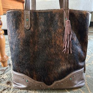 Tony Lama Women’s Cowhide Tote Bag